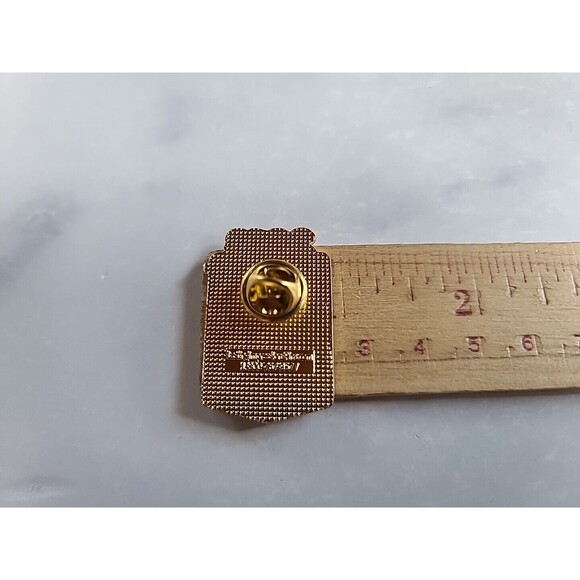 2018 US Pin - Picture 9 of 10